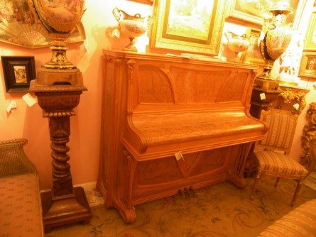 Muebles Modernistas